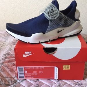 Women’s Nike Sock Dart